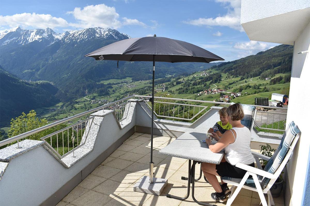 Appartement Am Berg 阿泽皮茨陶 外观 照片